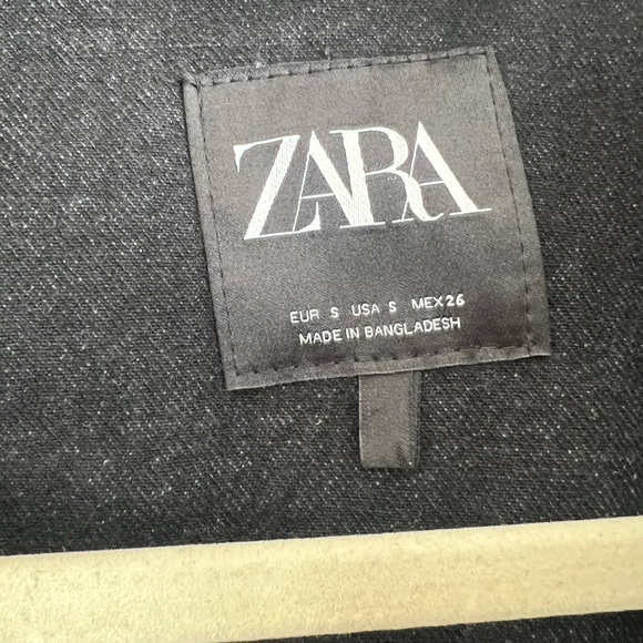 Zara cropped Denim Jacket - Picture 3 of 3